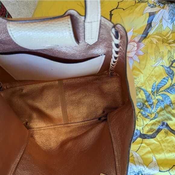 AIMEE kestenberg salmon colored pebbled leather large two strap tote bag euc - Picture 3 of 8